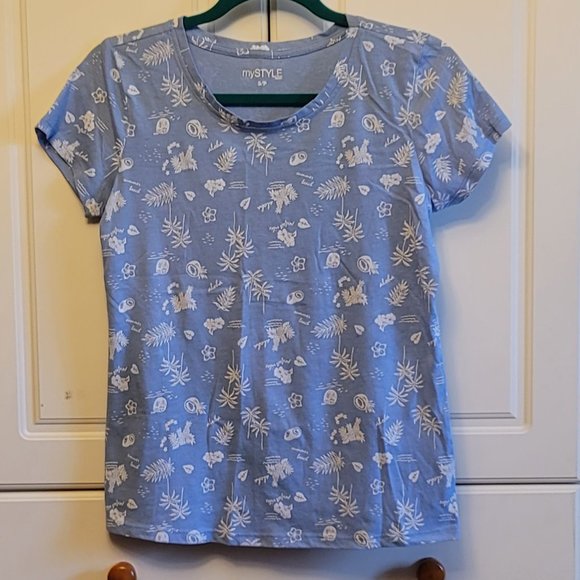 🌟2 for $20!🌟  My Style Blue Tropical Print T Shirt - Picture 2 of 6